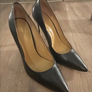 nine west leather heels size 8